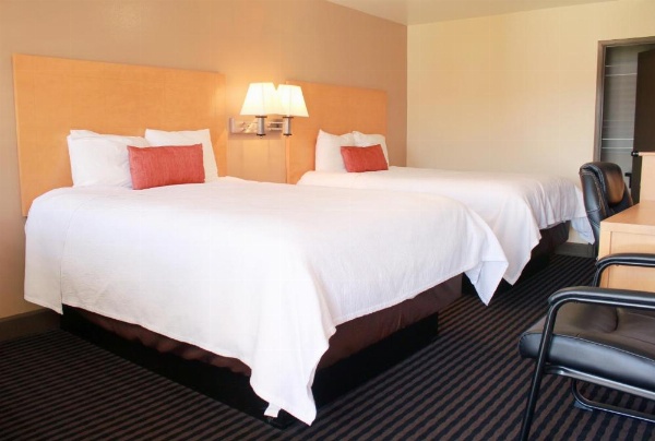 Regency Inn image 20