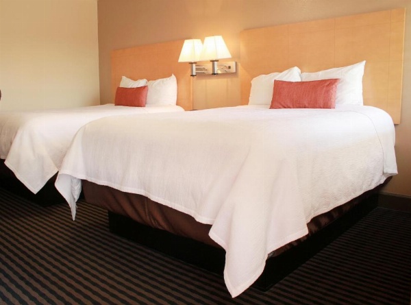 Regency Inn image 21